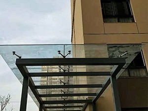 門頭雨棚