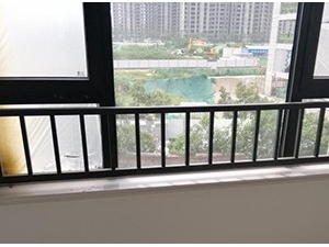 護窗欄桿