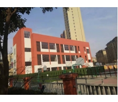 華陰泰鑫鋼構又一次加入校園建設，為學生的安全保駕護航！