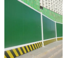 華陰彩鋼圍擋在工地上有哪些優(yōu)點(diǎn)呢？